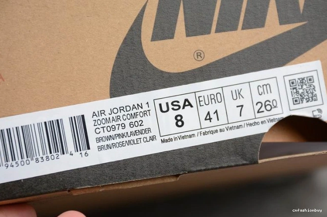 CT0979-602 High Rust (W) 1 Canyon Air CMFT Jordan Zoom 0821